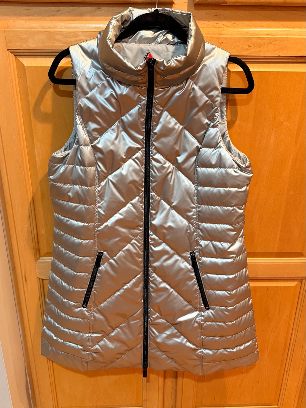 NWOT ANORAK Silver Quilted Sleeveless Puffer Vest